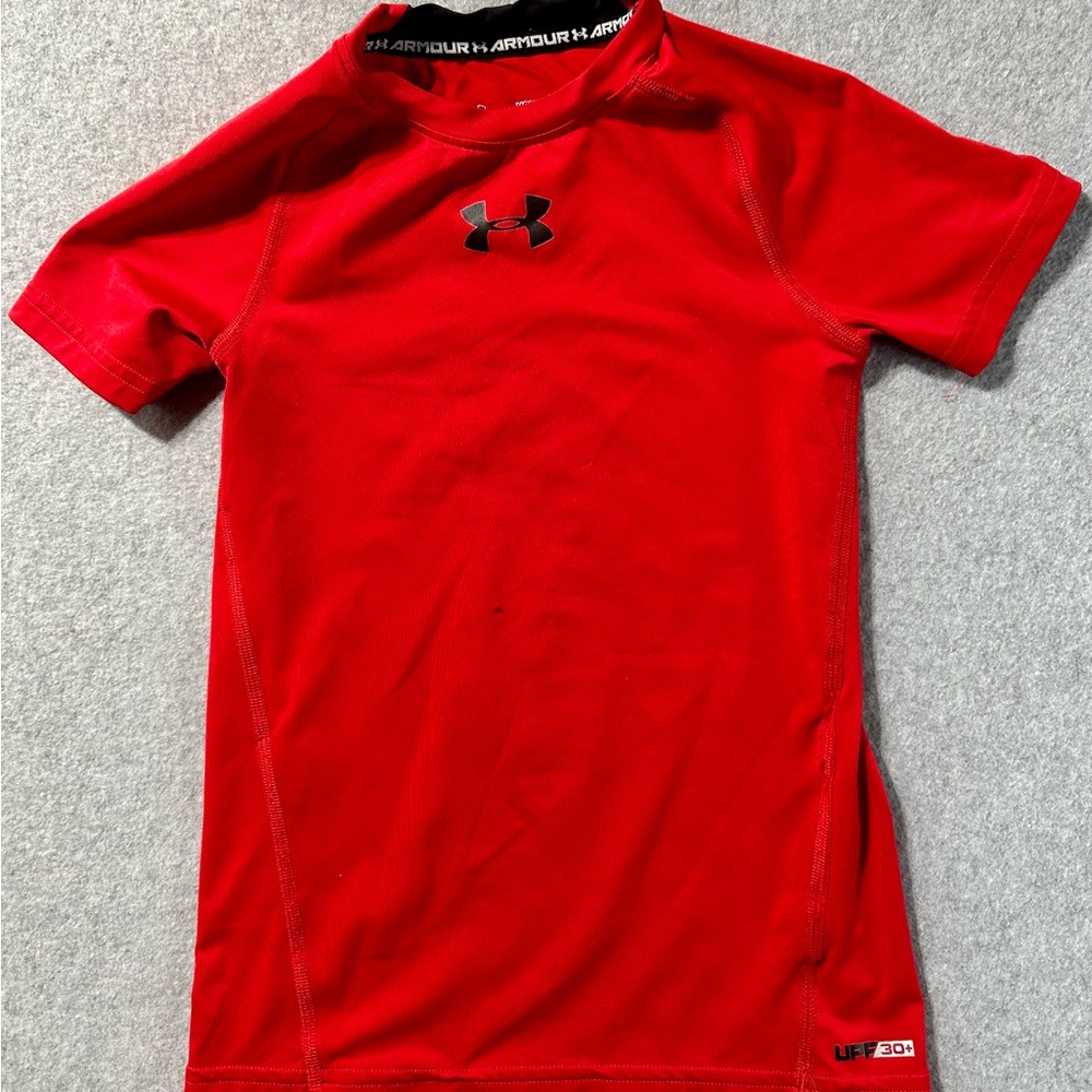 Under Armour Compression Shirt Red Athletic Gym Workout Youth Size Small